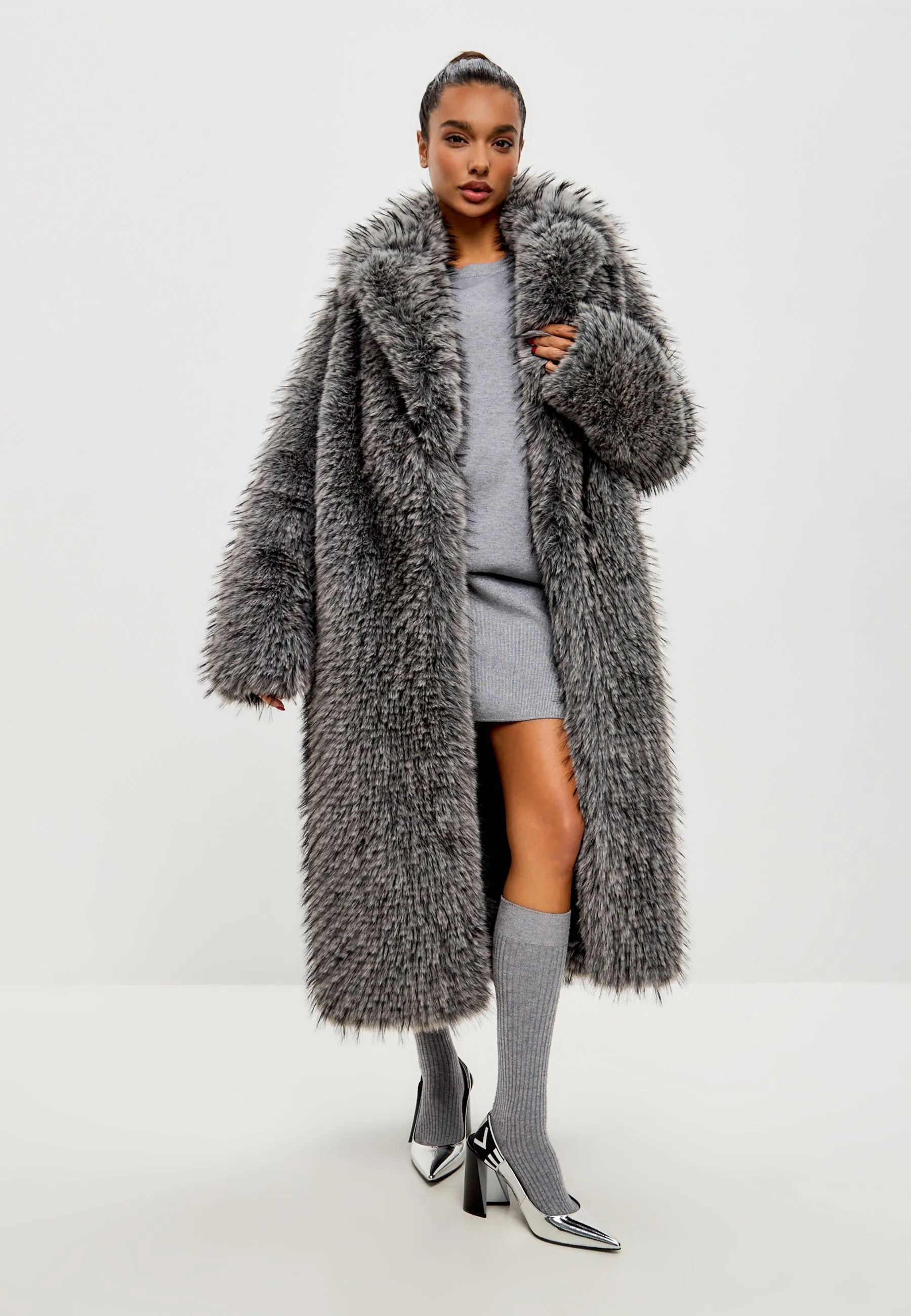 Luxurious Faux Fur Coat Natalie  - Grey